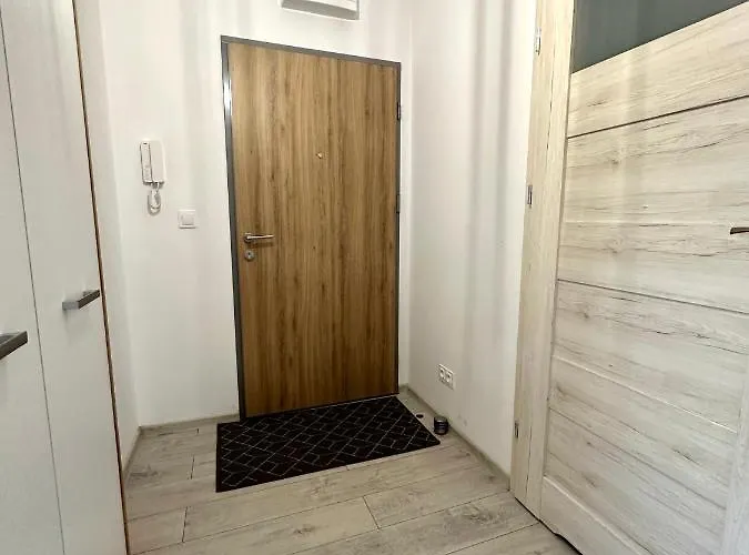 Sdh 1 Comfortable Near Warsaw 公寓 *